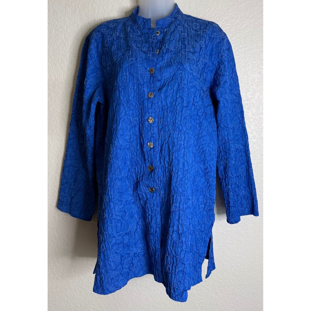 Chicos 1 US Medium Tunic Blue Crinkle Embroidered Mandarin‎ Collar Button Up Top